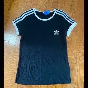 Adidas black T-Shirt size small